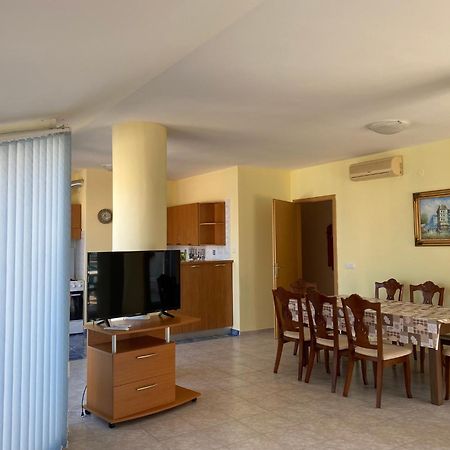 Prostor Apartments Obzor Esterno foto