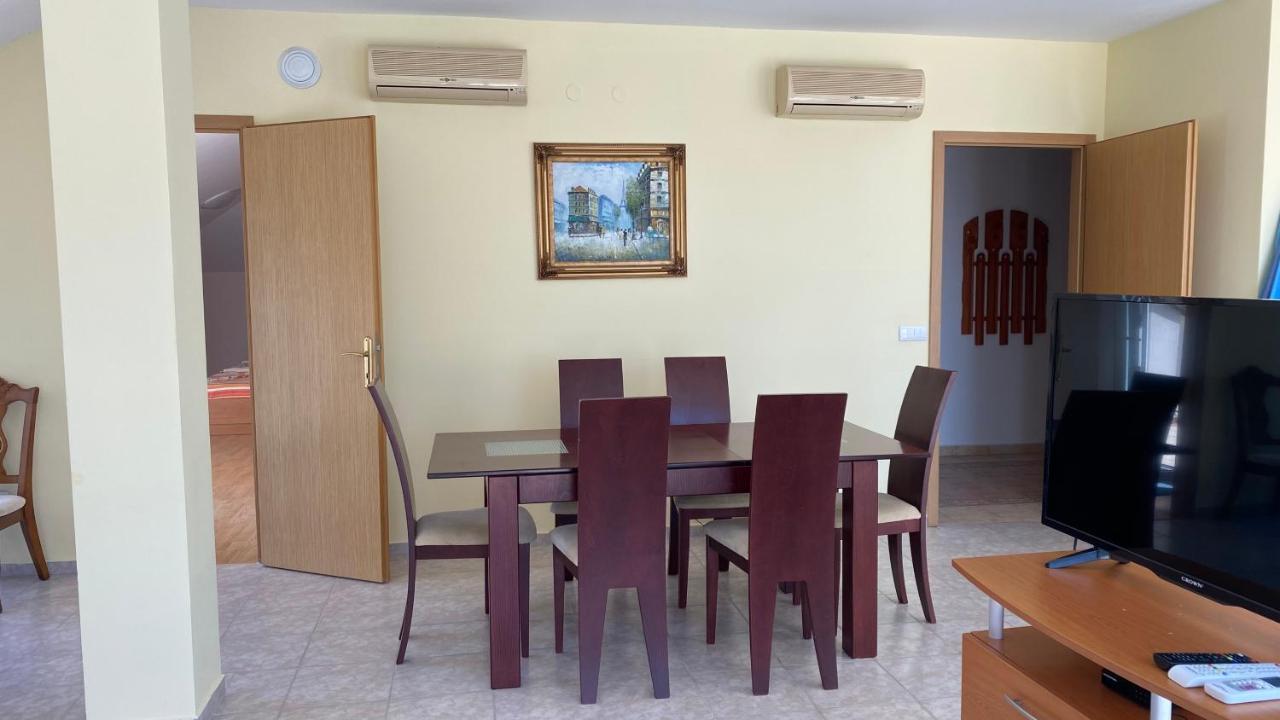Prostor Apartments Obzor Esterno foto