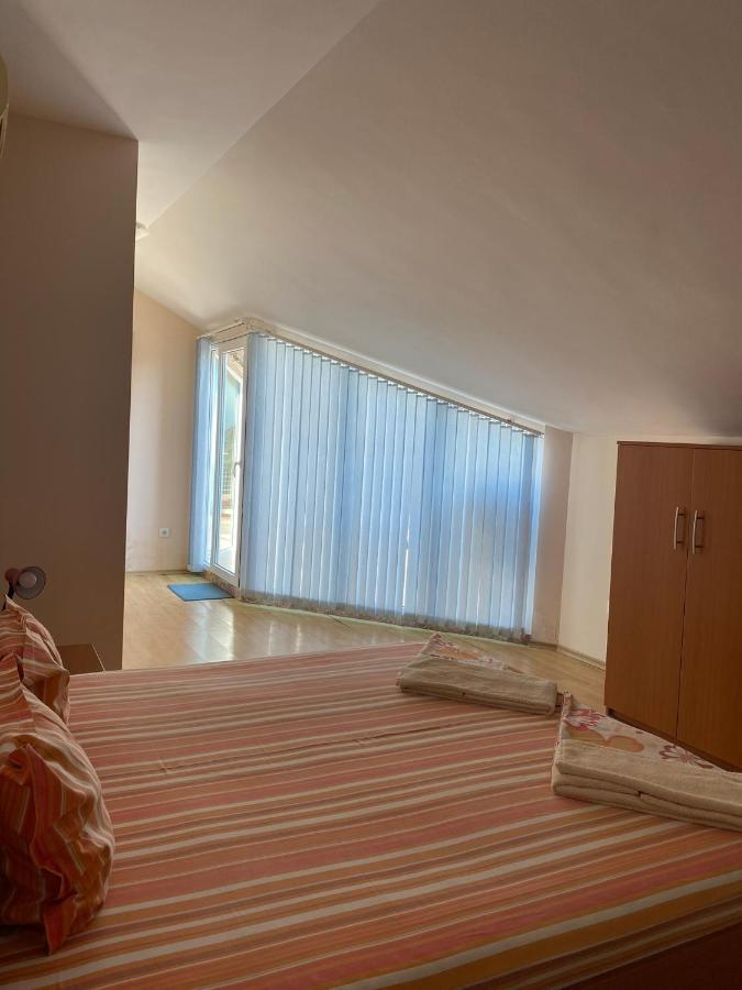Prostor Apartments Obzor Esterno foto
