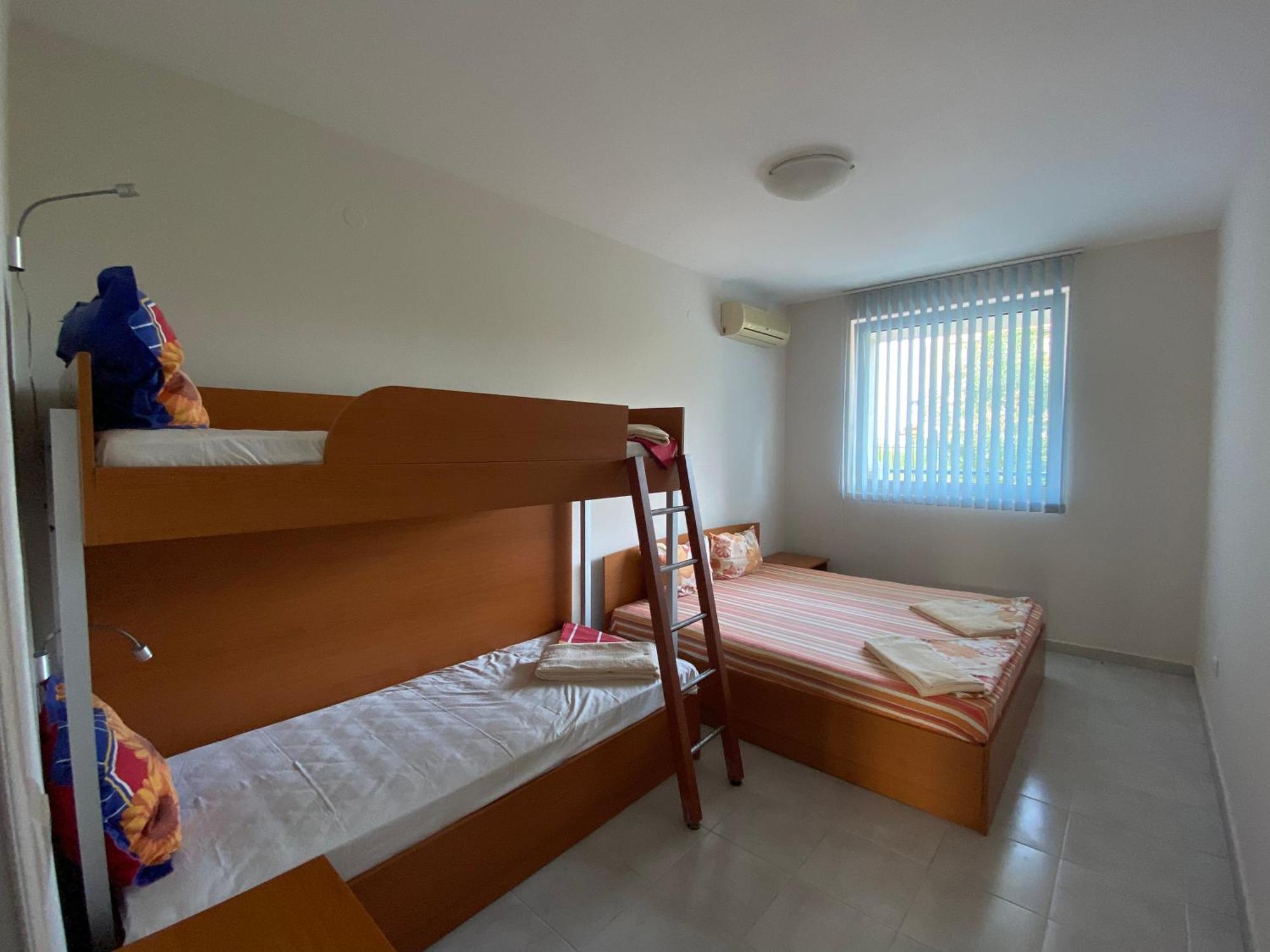 Prostor Apartments Obzor Esterno foto