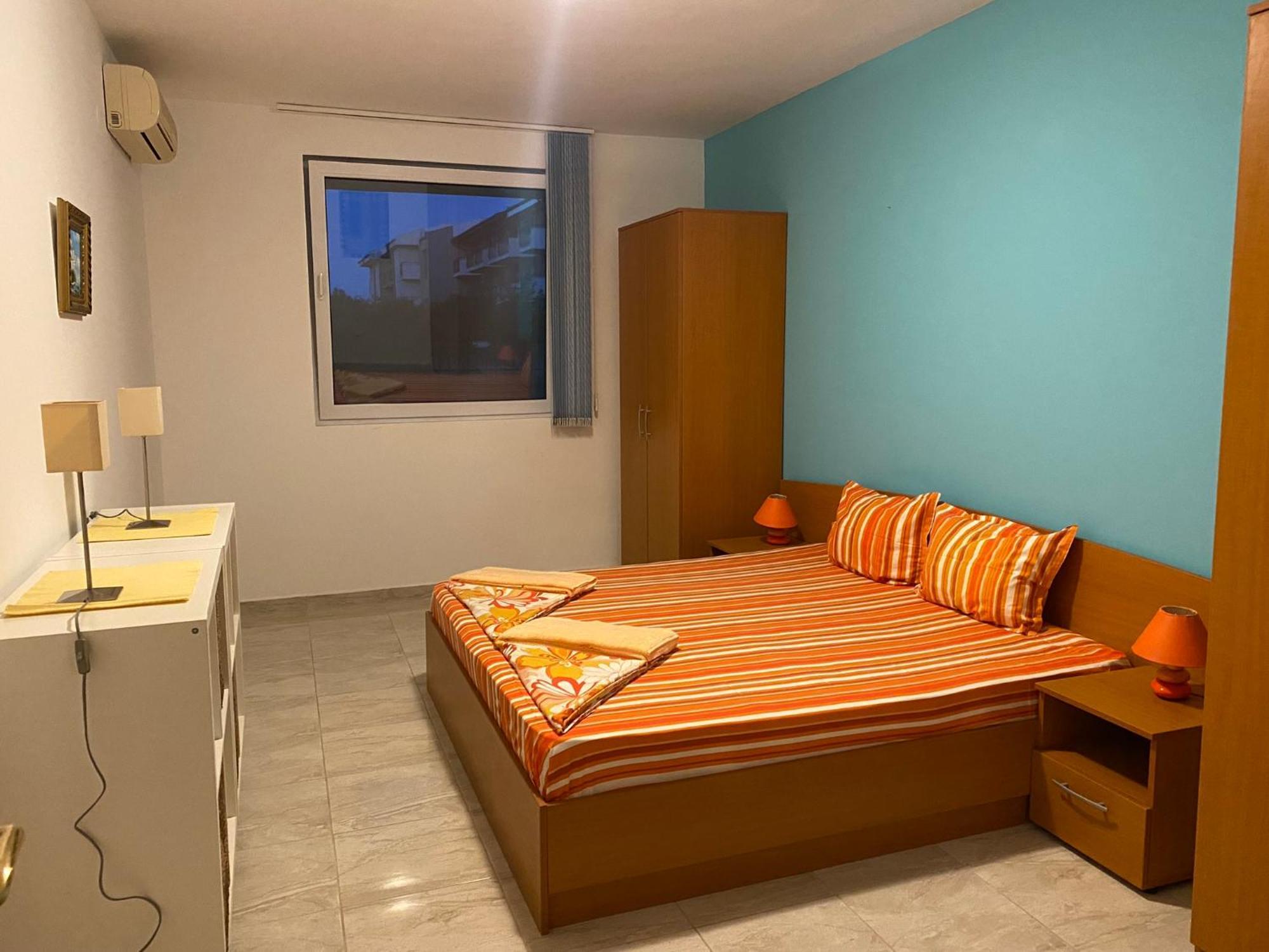 Prostor Apartments Obzor Esterno foto