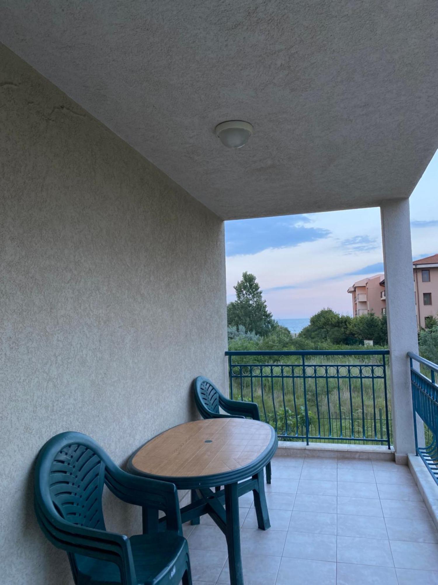 Prostor Apartments Obzor Esterno foto